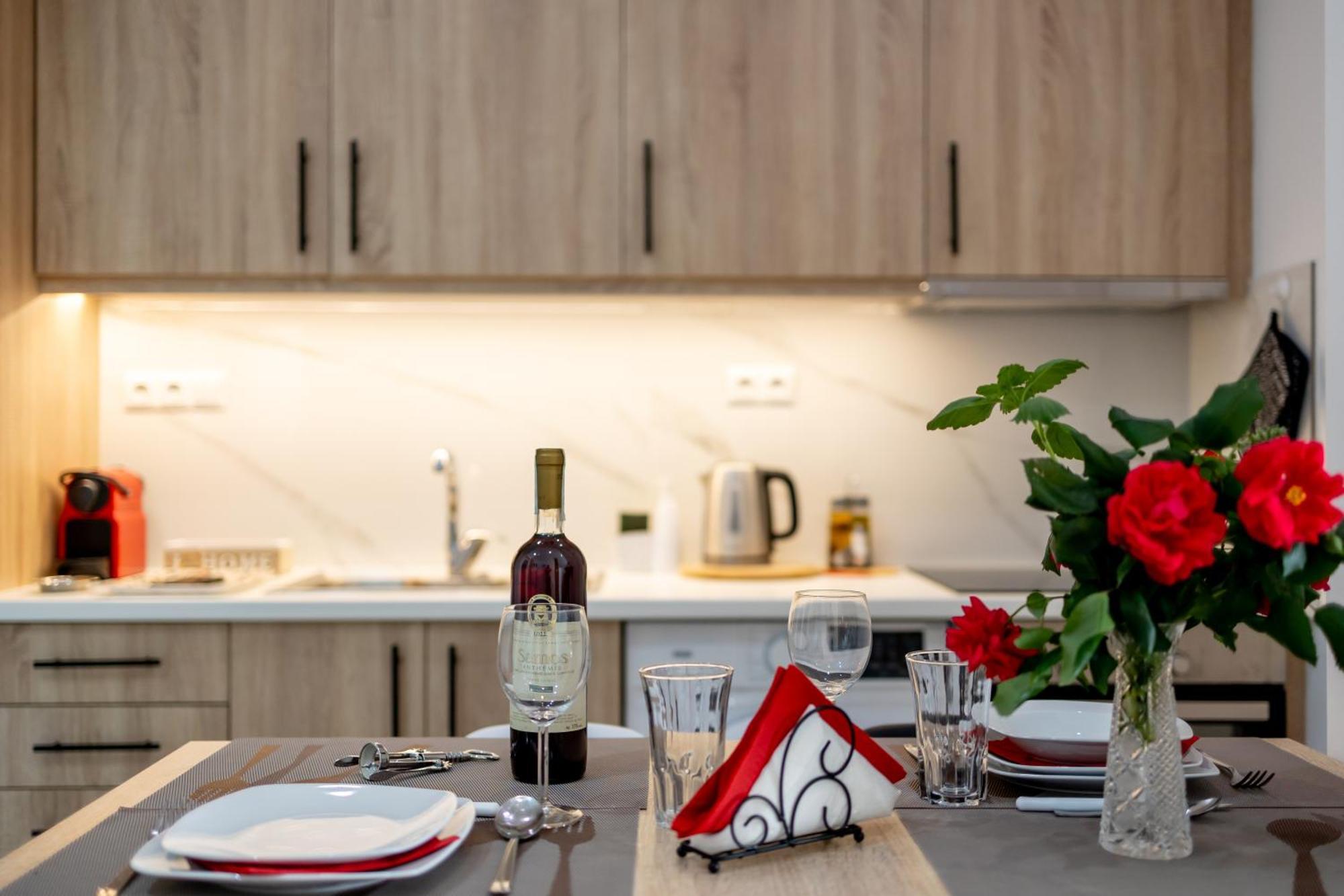 Pagani Urban - Premium Private Apartment Kalamata Luaran gambar